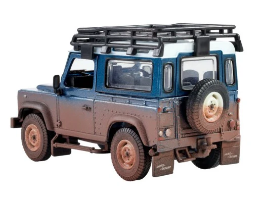 Britains Muddy Land Rover Defender 1:32 Scale - Image 3
