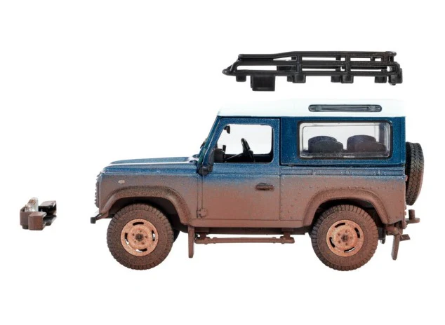 Britains Muddy Land Rover Defender 1:32 Scale - Image 4
