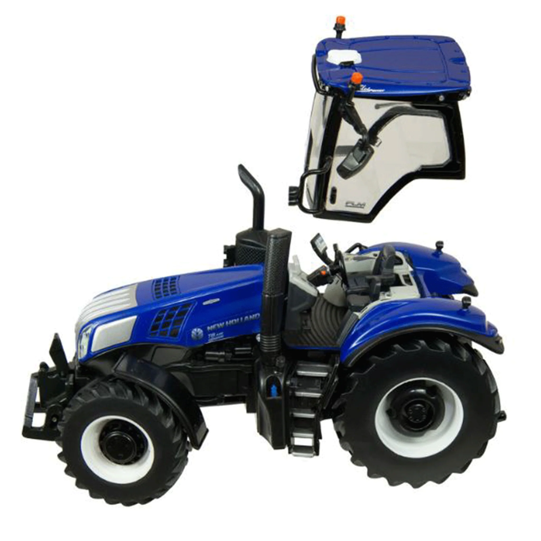 Britains New Holland T8 435 Tractor 1:32 Scale - Image 4