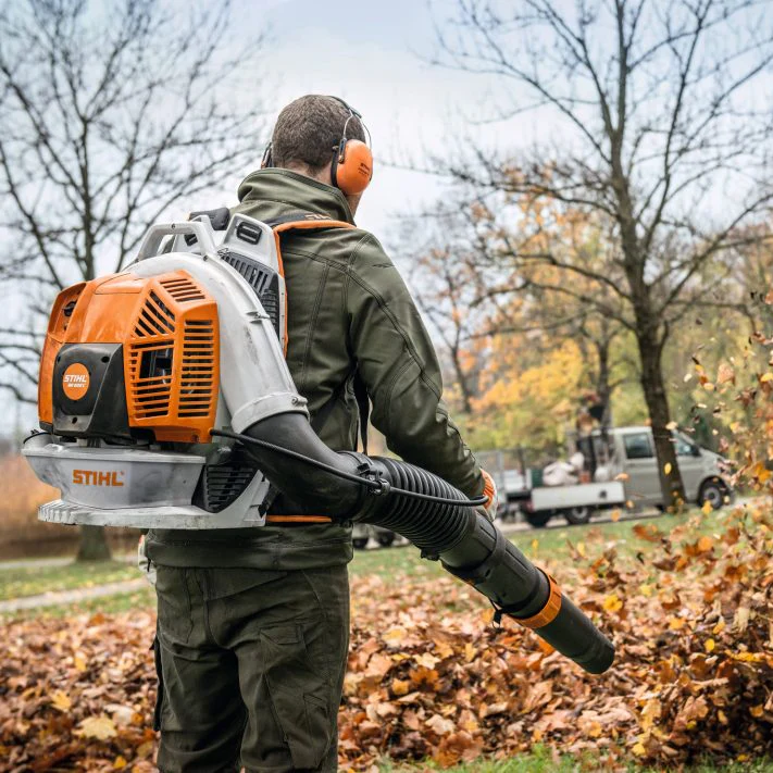 Stihl BR800C-E Backpack Leaf Blower - Image 3